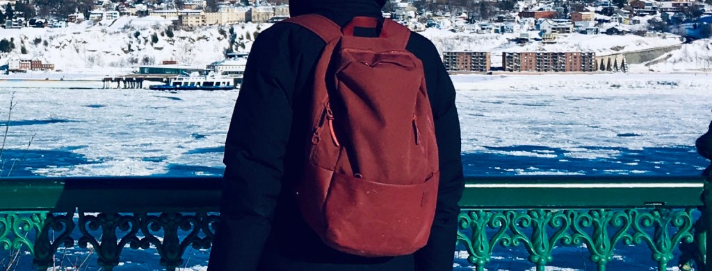 Sac à dos les kids Montreal et vue de Quebec